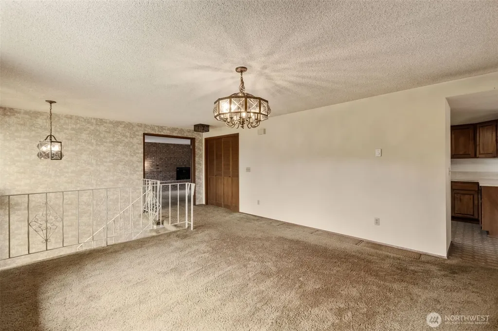 5359 Ruby Place NE Bainbridge Island WA 98110