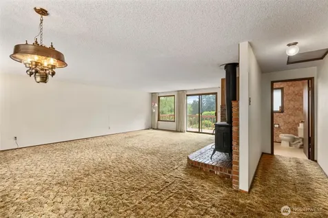 5359 Ruby Place NE Bainbridge Island WA 98110