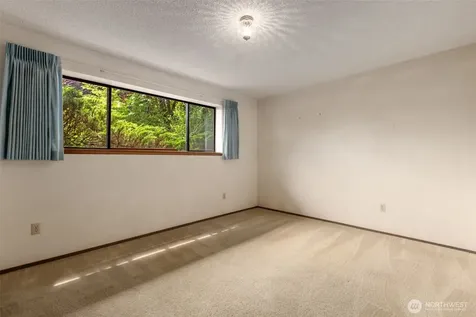 5359 Ruby Place NE Bainbridge Island WA 98110