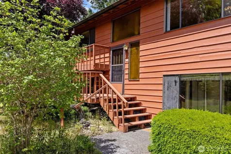 5359 Ruby Place NE Bainbridge Island WA 98110