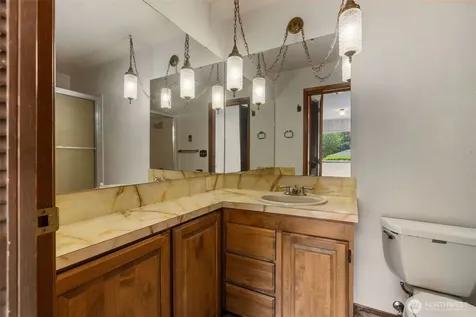 5359 Ruby Place NE Bainbridge Island WA 98110
