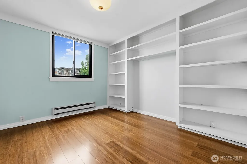 3717 Beach Drive SW Seattle WA 98116