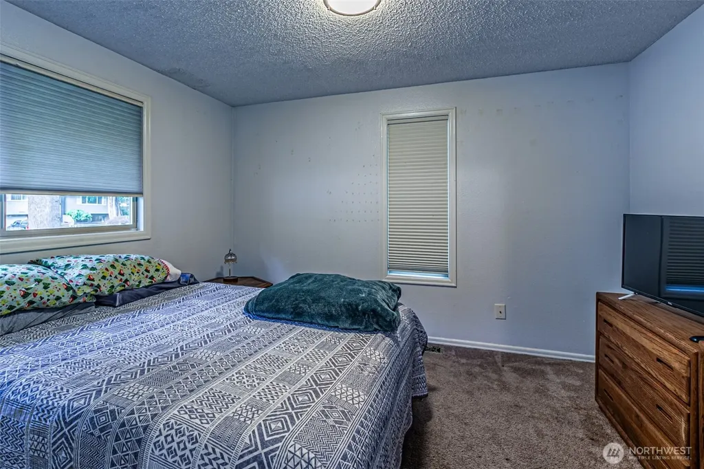 2248 Lakemoor Drive SW Olympia WA 98512