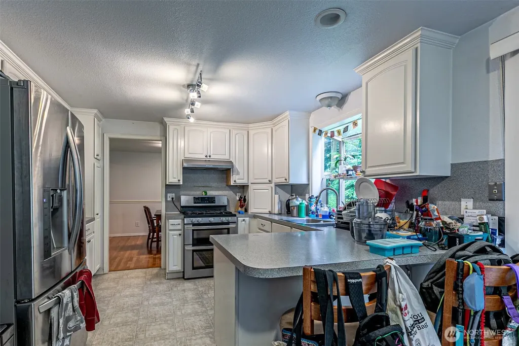 2248 Lakemoor Drive SW Olympia WA 98512