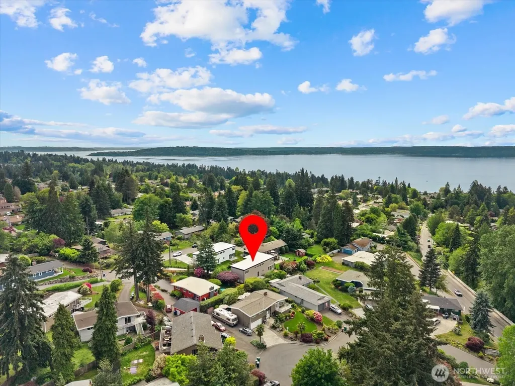 230 SW 183rd Street Normandy Park WA 98166