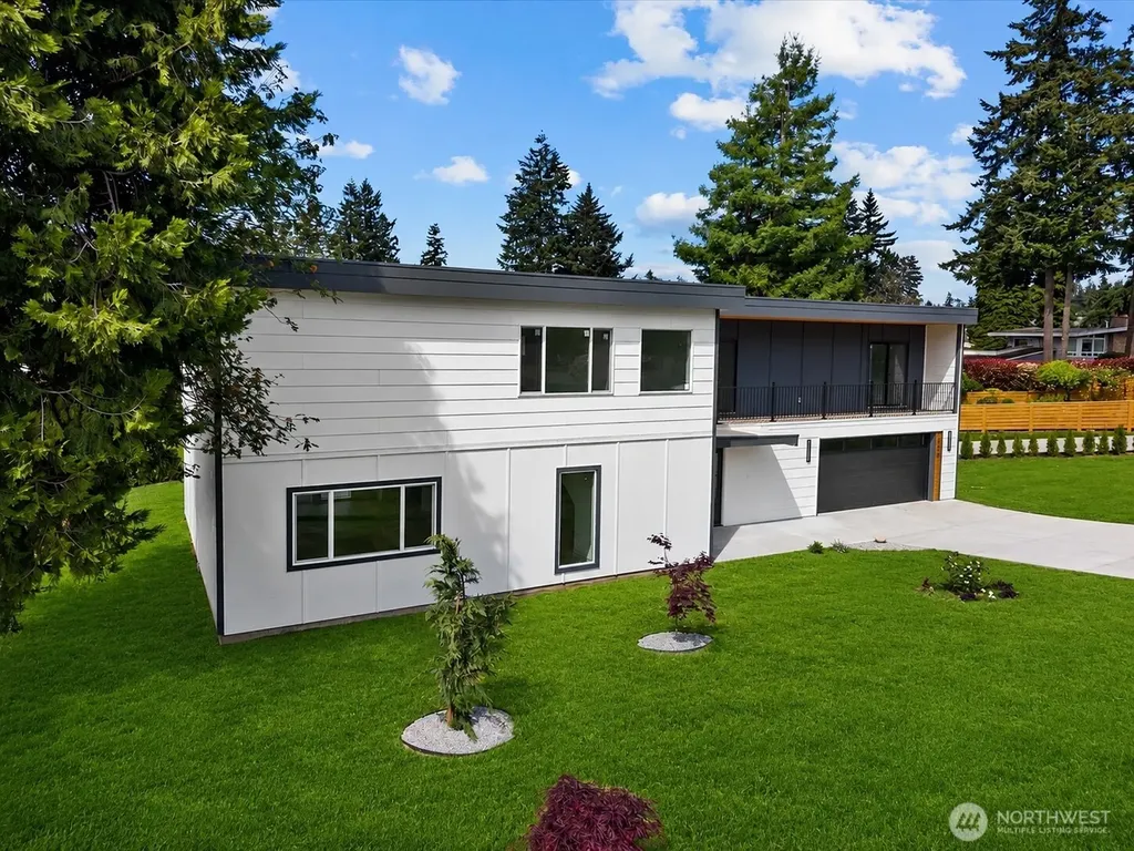 230 SW 183rd Street Normandy Park WA 98166
