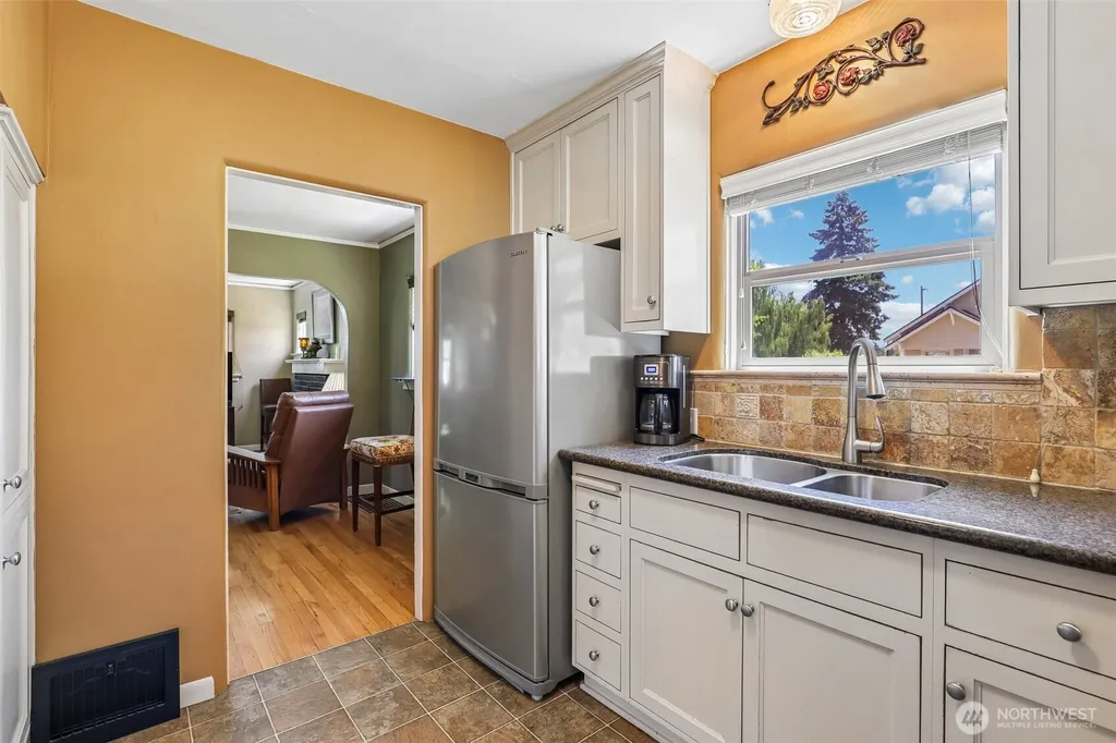 4100 Creston Avenue Vancouver WA 98663