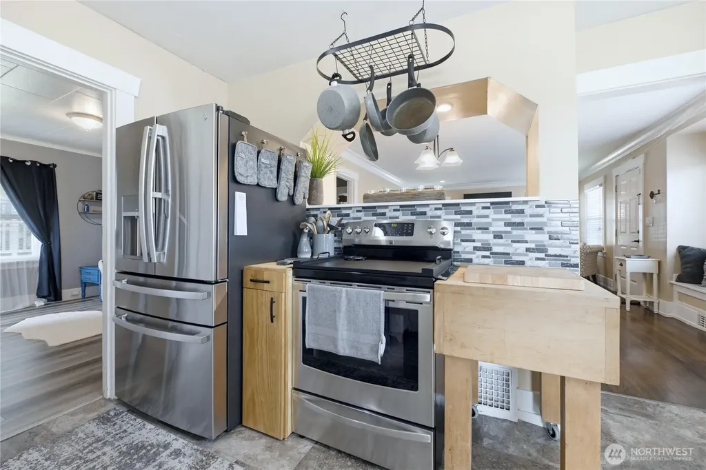 4801 S Thompson Avenue Tacoma WA 98408