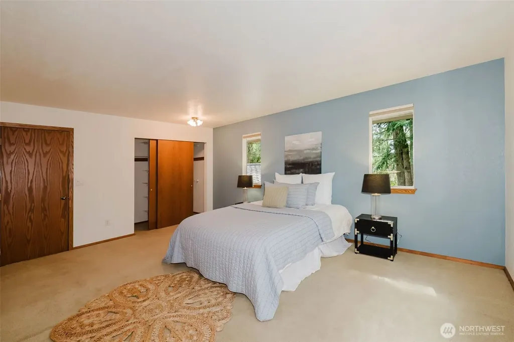1724 NW Palmer Lane Bremerton WA 98311