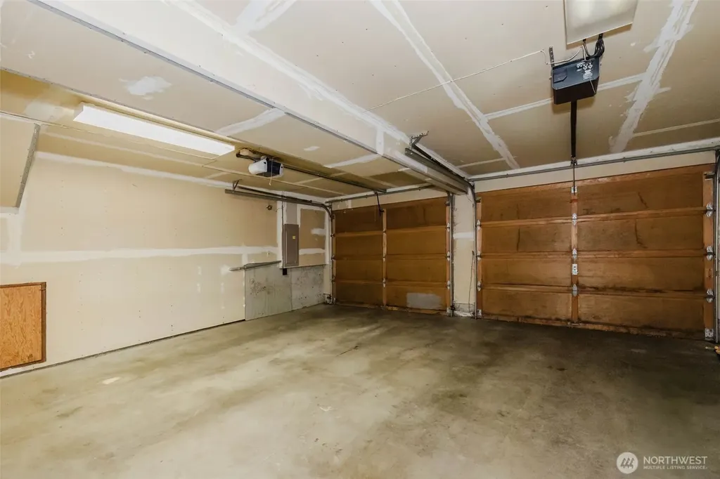 1724 NW Palmer Lane Bremerton WA 98311