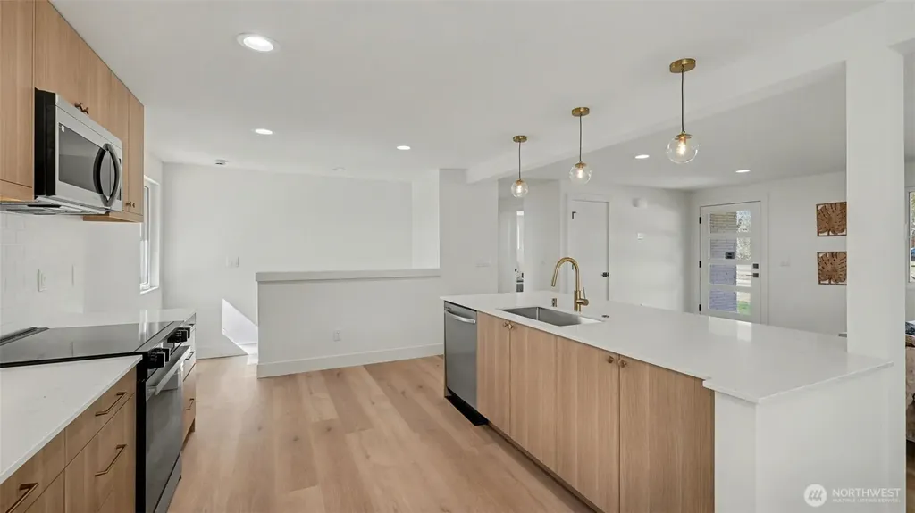 3201 S Webster Street Seattle WA 98118