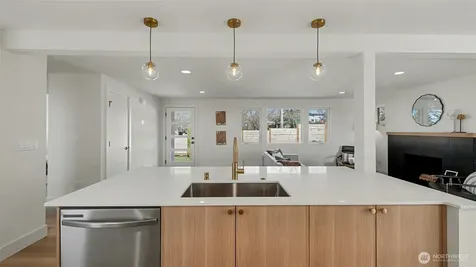 3201 S Webster Street Seattle WA 98118