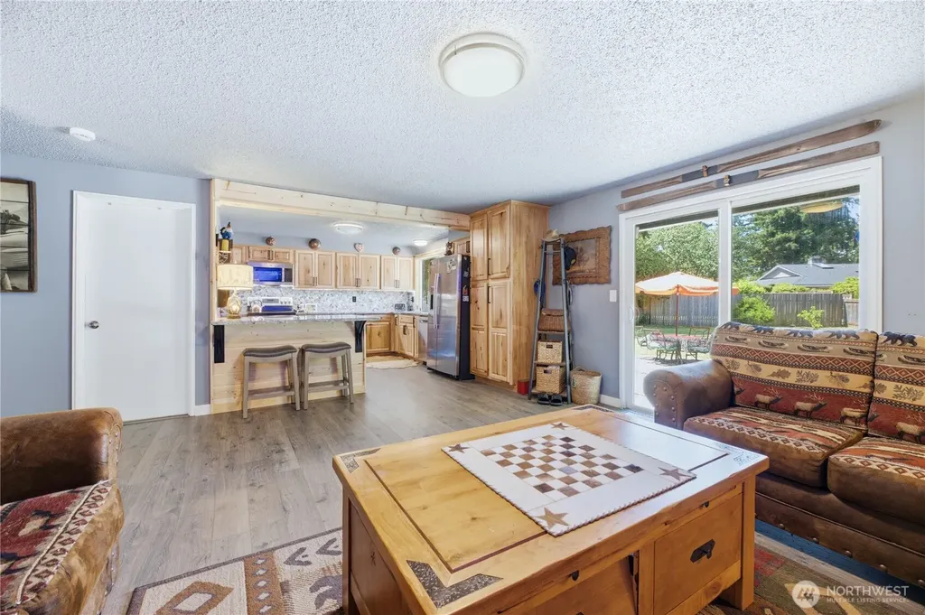 7010 Topaz Drive SW Lakewood WA 98498