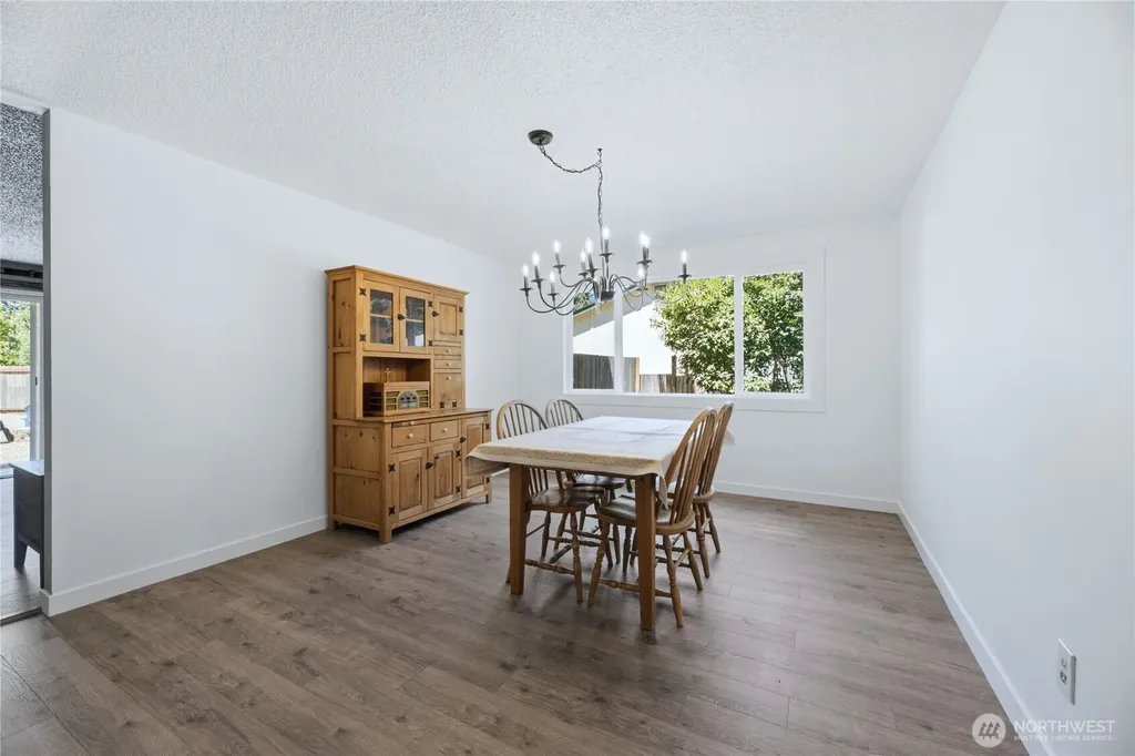7010 Topaz Drive SW Lakewood WA 98498