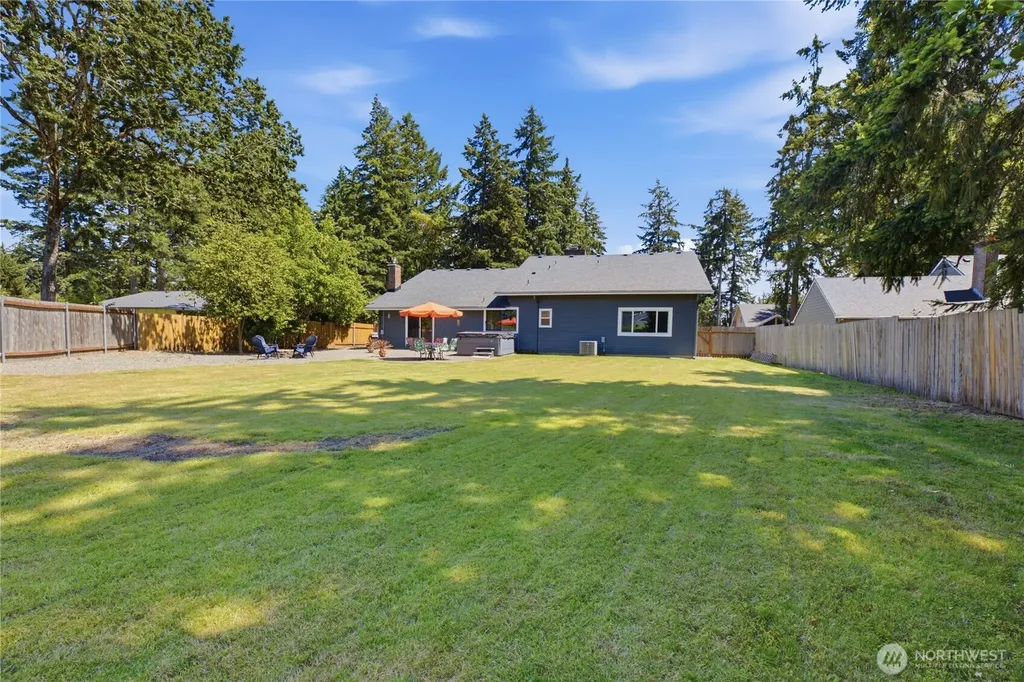 7010 Topaz Drive SW Lakewood WA 98498
