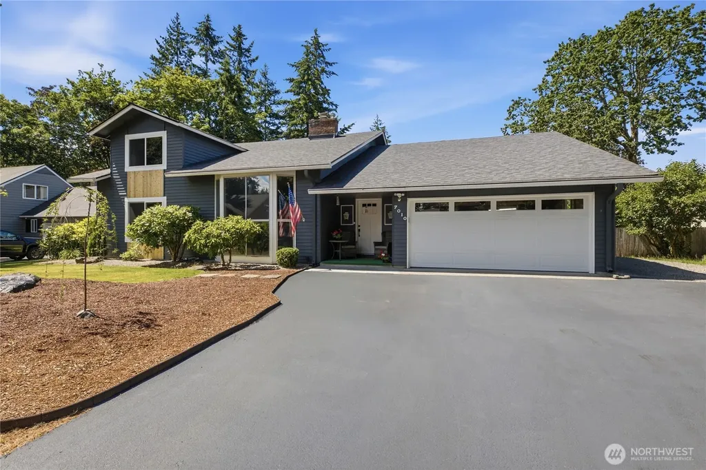 7010 Topaz Drive SW Lakewood WA 98498