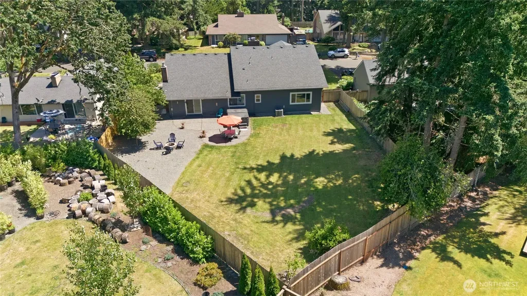 7010 Topaz Drive SW Lakewood WA 98498