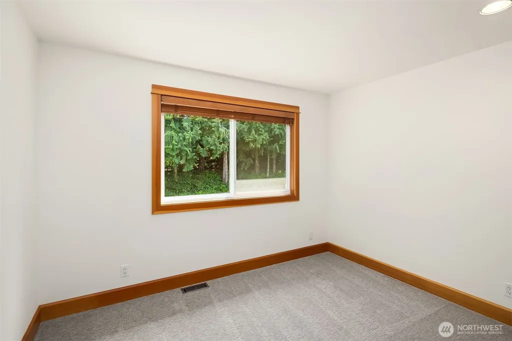 33306 SE 52nd Street Fall City WA 98024