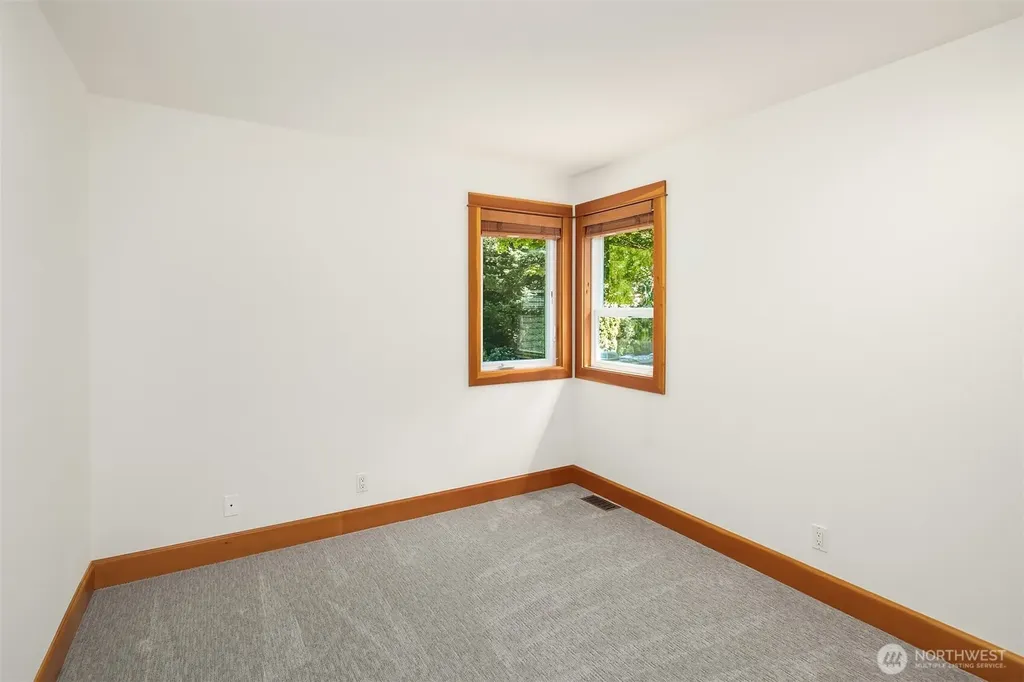 33306 SE 52nd Street Fall City WA 98024