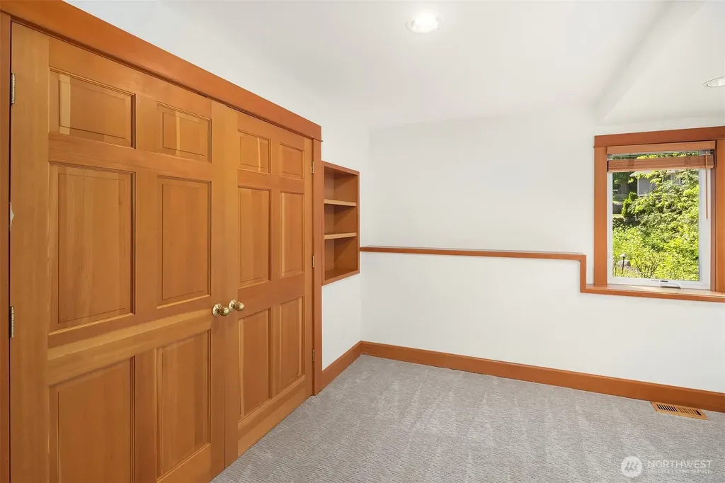 33306 SE 52nd Street Fall City WA 98024