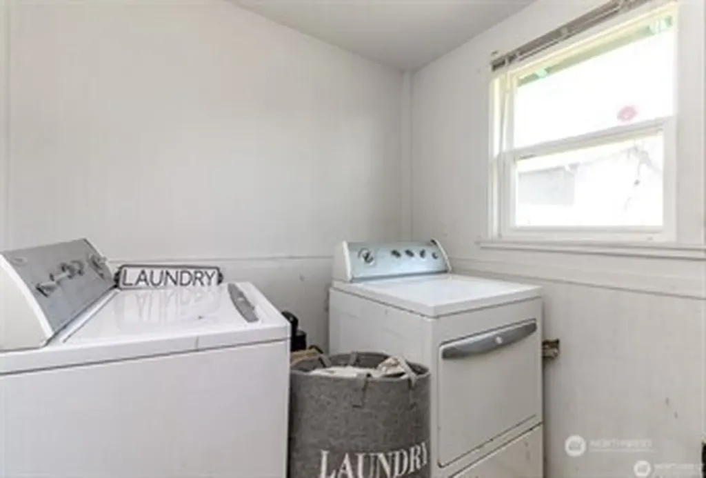 6845 S Clement Avenue Tacoma WA 98409