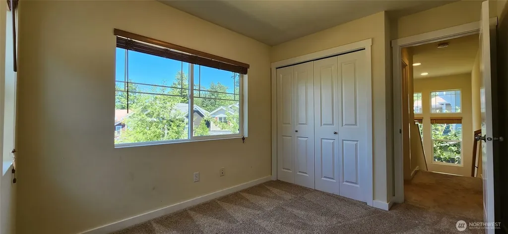 2567 NE Kensington Court Issaquah WA 98029