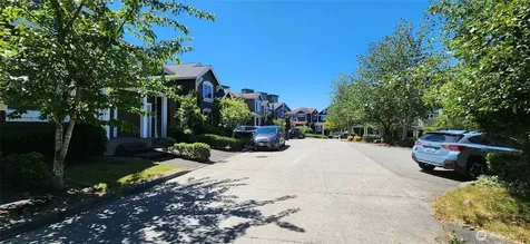 2567 NE Kensington Court Issaquah WA 98029