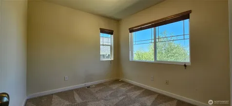 2567 NE Kensington Court Issaquah WA 98029