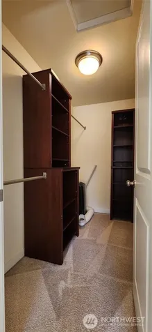 2567 NE Kensington Court Issaquah WA 98029