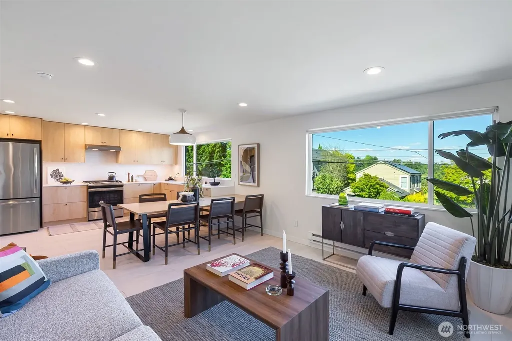 425 26th Avenue E Seattle WA 98112