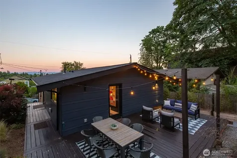 425 26th Avenue E Seattle WA 98112