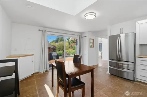 15551 Greenwood Avenue N Shoreline WA 98133