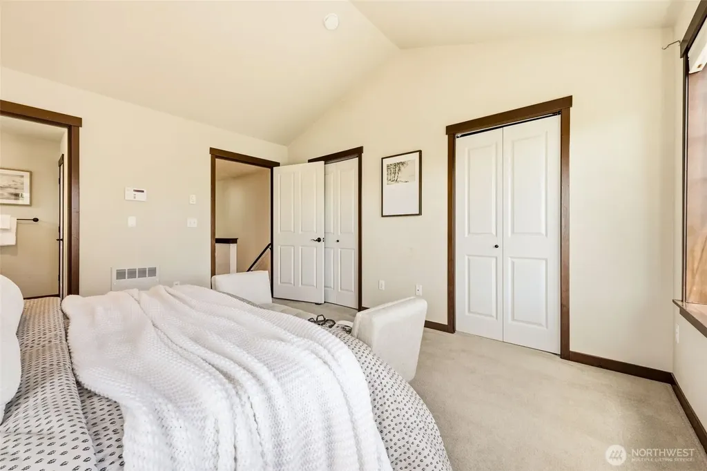 19439 1st Avenue S Normandy Park WA 98148