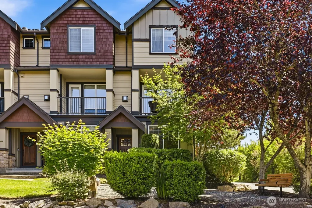 19439 1st Avenue S Normandy Park WA 98148