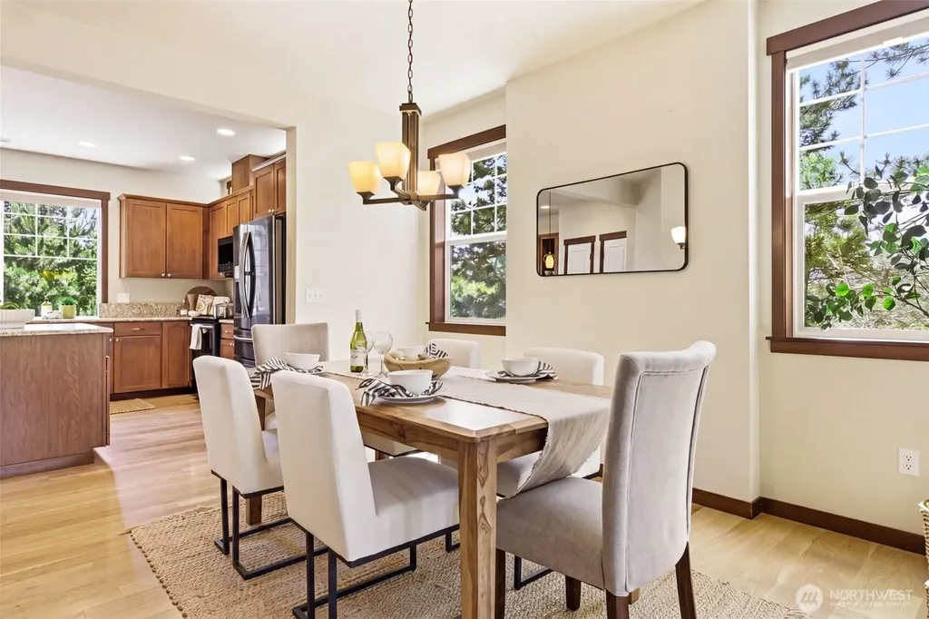 19439 1st Avenue S Normandy Park WA 98148