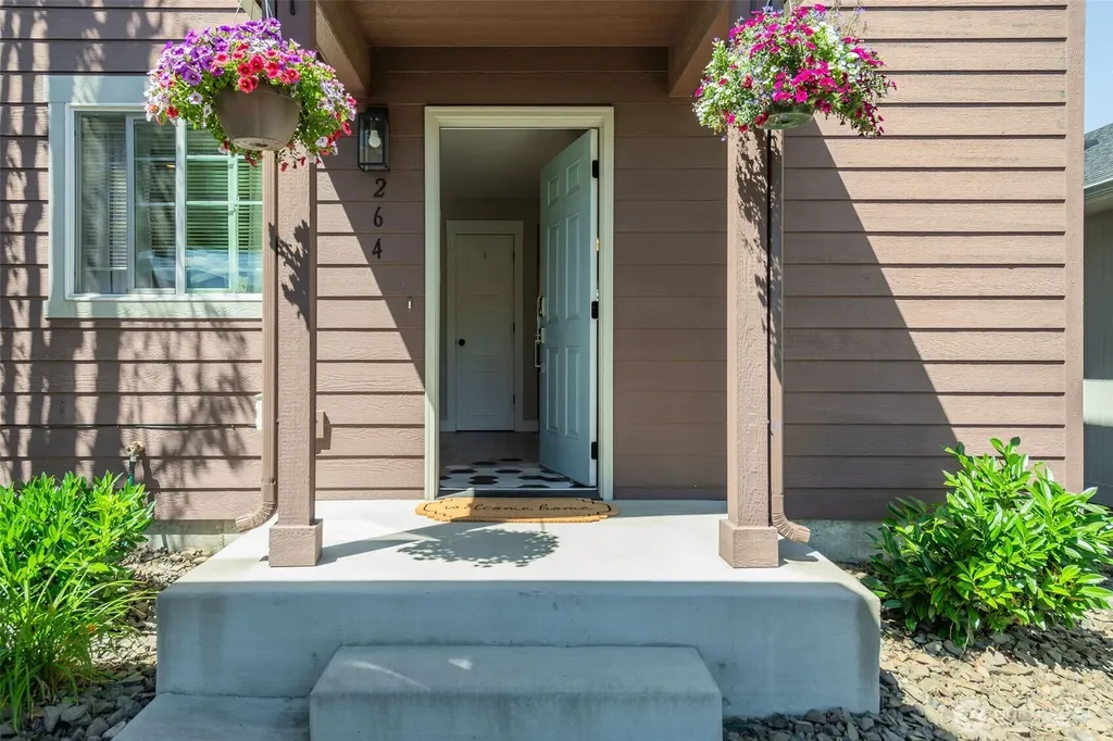 264 Saddlehorn Lane Wenatchee WA 98801