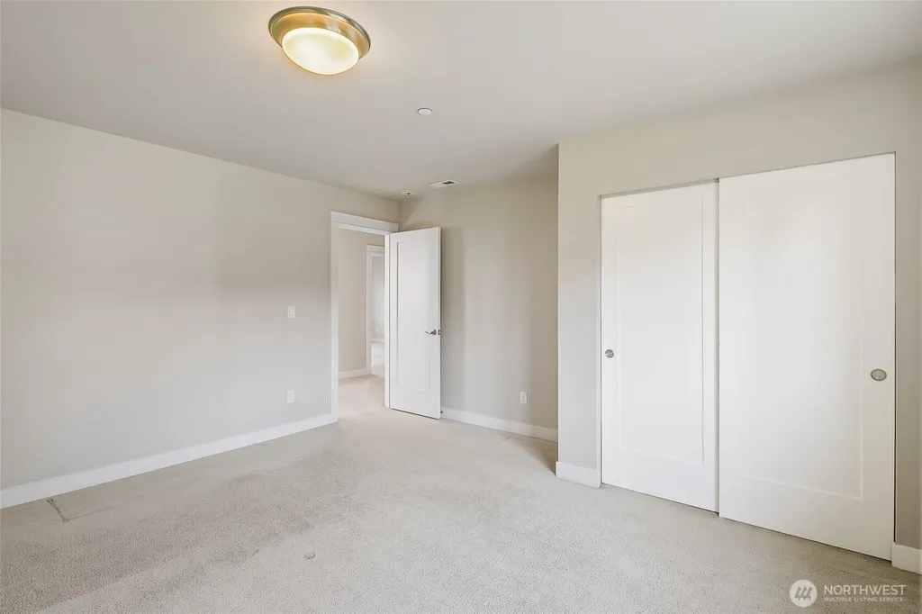 6028 37th Place NE Marysville WA 98270