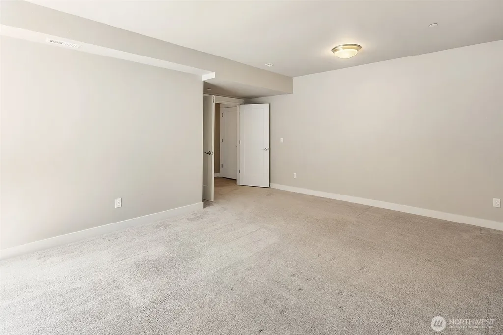 6028 37th Place NE Marysville WA 98270