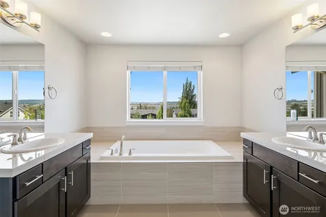 6028 37th Place NE Marysville WA 98270