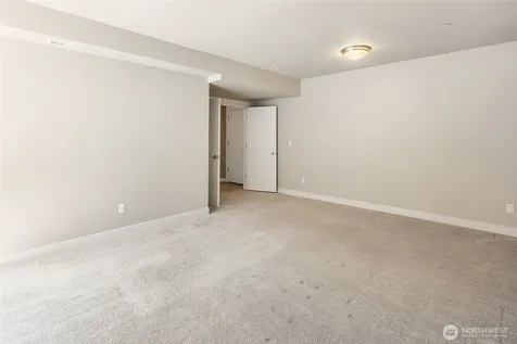 6028 37th Place NE Marysville WA 98270