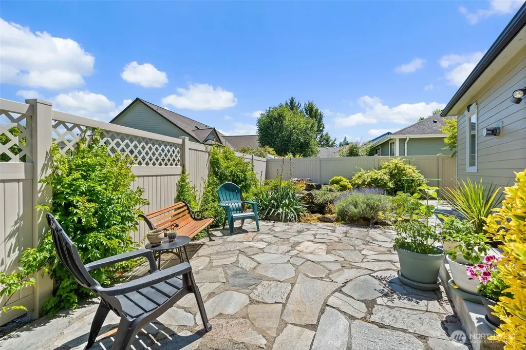 153 Newaukum Village Drive Chehalis WA 98532