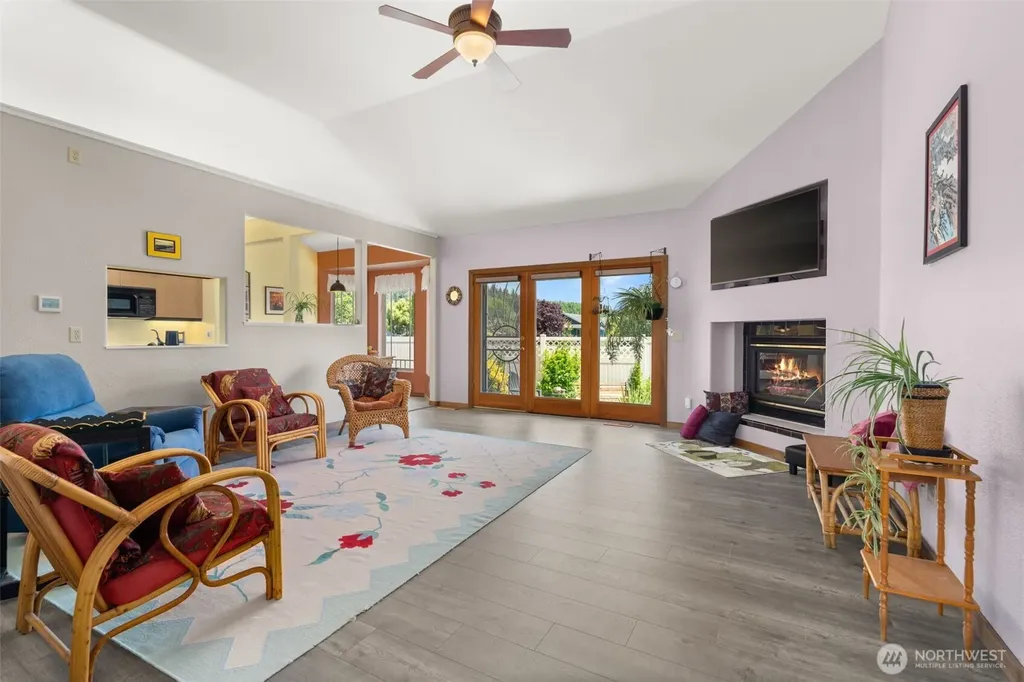 153 Newaukum Village Drive Chehalis WA 98532