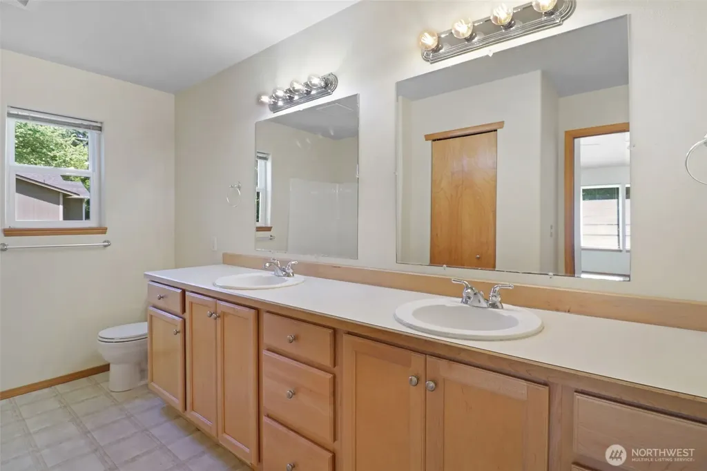 15626 Lindsay Road SE Yelm WA 98597