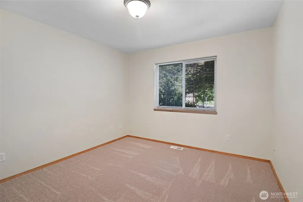 15626 Lindsay Road SE Yelm WA 98597