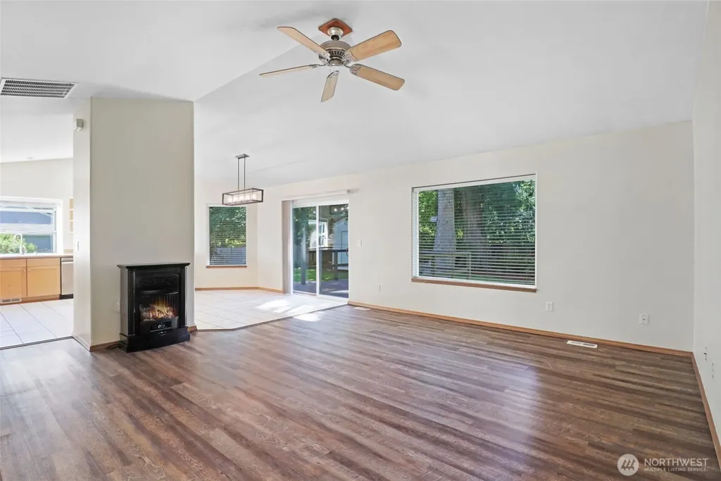 15626 Lindsay Road SE Yelm WA 98597