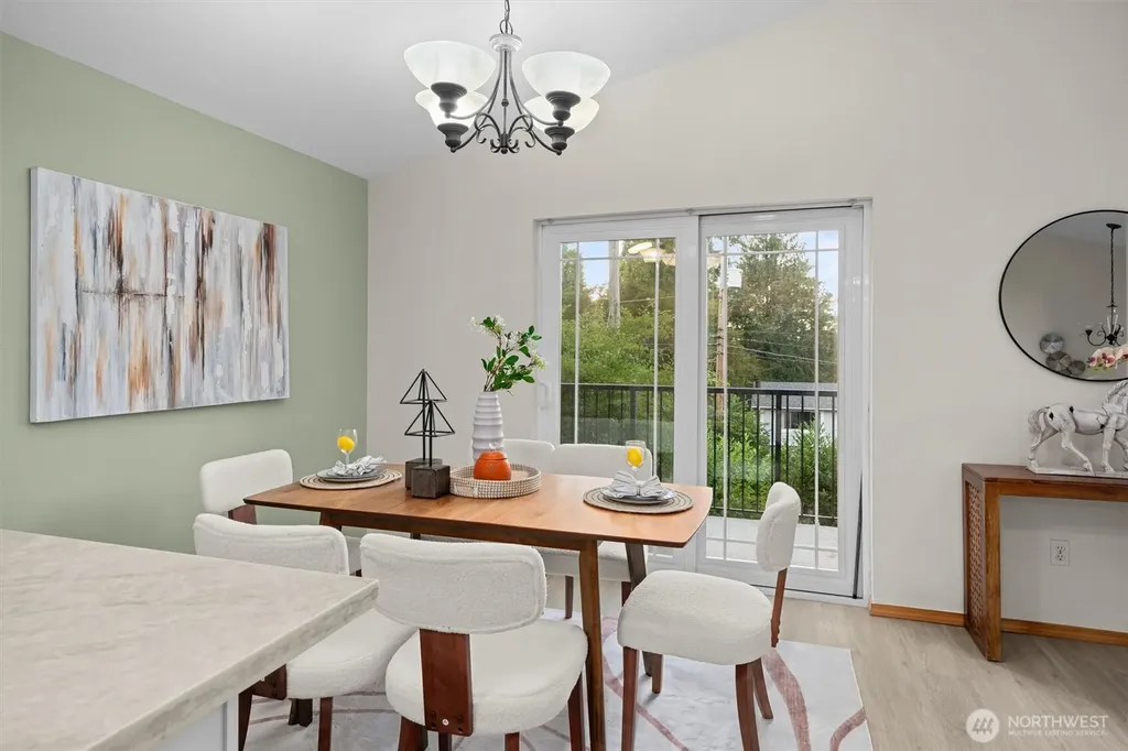 1611 NE Perkins Shoreline WA 98155