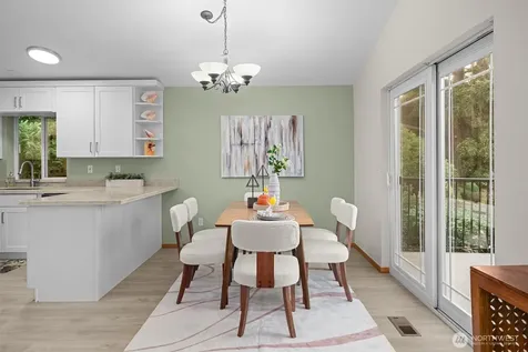 1611 NE Perkins Shoreline WA 98155