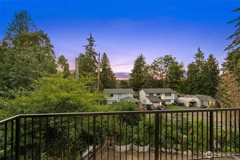 1611 NE Perkins Shoreline WA 98155