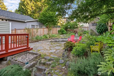 1611 NE Perkins Shoreline WA 98155