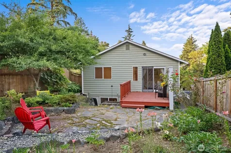 1611 NE Perkins Shoreline WA 98155